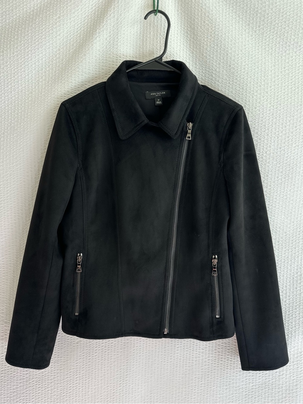 Anne Klein Women’s Black Faux Suede Moto Jacket Size: Medium Petite